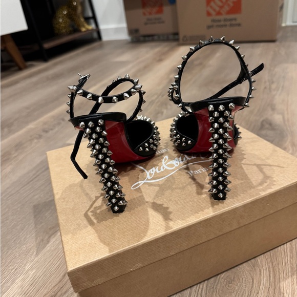 Christian Louboutin Condora River Black Studded Heels Spikey - Picture 3 of 8